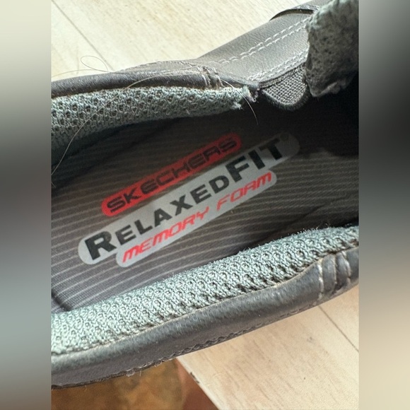 Skechers kids relaxed fit superior haute shoe black size 3 memory foam slip on - Picture 4 of 8